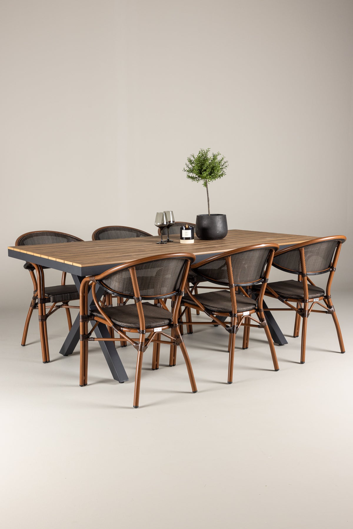 Garcia Rectangular Dining Set - Pakke med 4